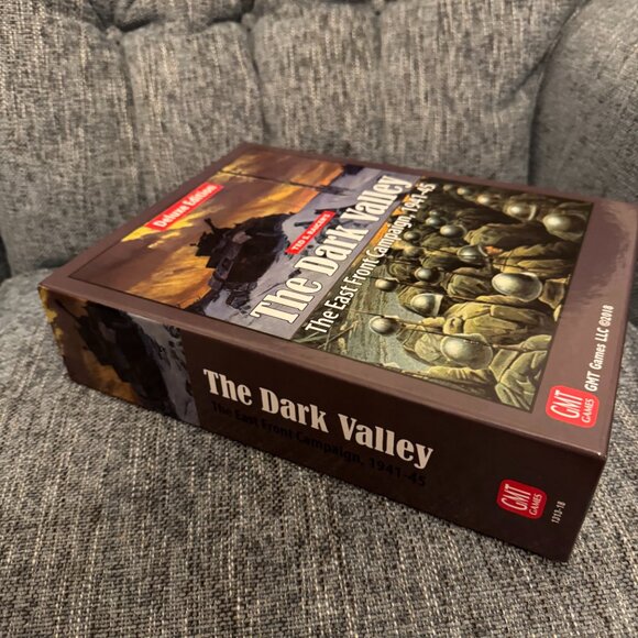 The Dark Valley (open, unpunched) GMT Games - Picture 3 of 13